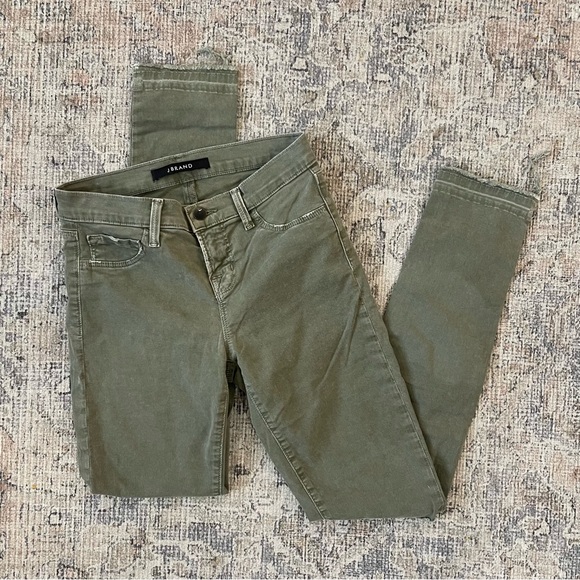 J Brand Skinny Leg Low Rise Jeans Distressed - Picture 2 of 9